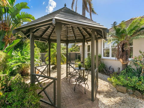 Boutique Stays - Sandy Breeze 1 - Darwin Holiday 0