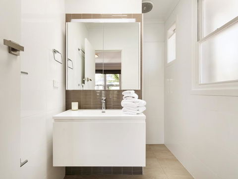 Boutique Stays - Sandy Breeze 1 - Darwin Holiday 2