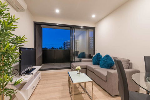 Box Hill Central 1 Bedroom Delight@Elland Avenue - Darwin Holiday 2