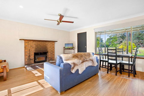 Braeside Cabin One - Pinkwood - Darwin Holiday 3