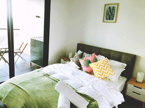 Brand New 2 Bed Apartment With Absolute Park View - Darwin Holiday 0
