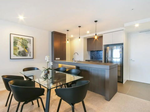 Brand New 2 Bedroom Unit With Amazing Hinterland Views - Darwin Holiday 1