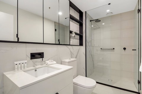 Brand New Apartment With Balcony, Gym And Sauna - Darwin Holiday 2