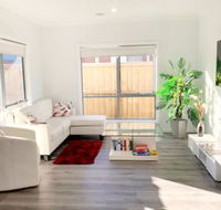Brand New Home 10 mins to Beach Torquay Geelong Deakin Hospitals - Darwin Holiday