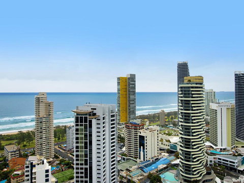 BRAND NEW Qube Broabeach Luxury 2 Bedroom - Darwin Holiday 1