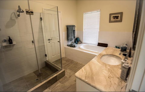 Braybrook Boutique BnB - Darwin Holiday 2