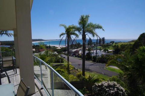 Breakers 2, 13 East Street - Darwin Holiday 3