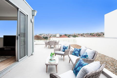 BREAM PENTHOUSE (672I) - Darwin Holiday 0