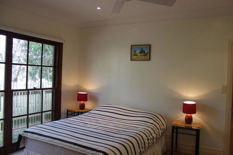 BREEZA ON BOOM - Darwin Holiday 1