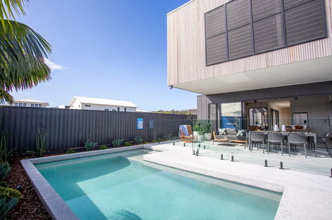 BREEZE At SALT - Darwin Holiday 0