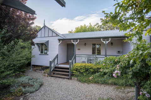 Briar Rose Cottages - Darwin Holiday 0