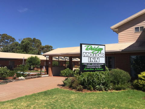 Bridge Motor Inn Tocumwal - Darwin Holiday 0