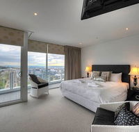 Bridgepoint 1105 - Darwin Holiday