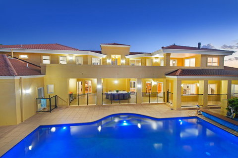 Bridgewings Lighthouse Beach - Darwin Holiday 1