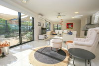 Book Bright Accommodation Vacations Darwin Holiday Darwin Holiday