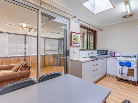 Bright, Neat & Convenient House - Darwin Holiday 1