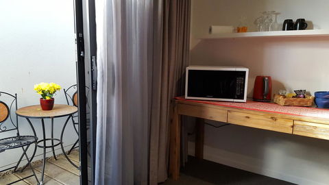 Brightwater Room For Rent On The Sunshine Coast - Darwin Holiday 0