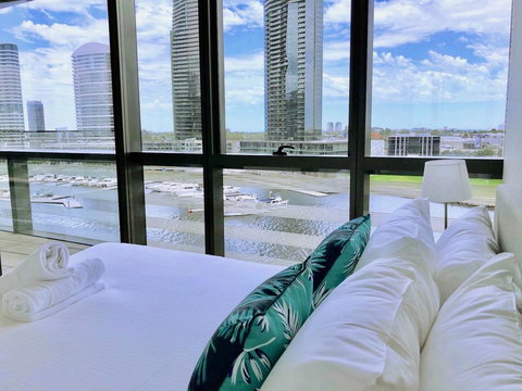 Brilliant Victoria Harbour Waterfront LVII - Darwin Holiday 3