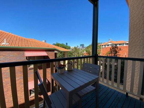 Brisbane City Apartment Atop Victoria Park - Darwin Holiday 1