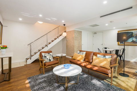 Brisbane Luxury CBD 2 Level 3 Bed Private Entrance Car Space - Darwin Holiday 3