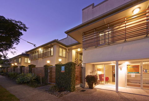 Brisbane Street Studios - Darwin Holiday 0