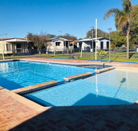 Broadwater Beach Cottage with WiFi - Darwin Holiday