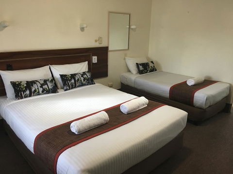 Bryants Motel - Darwin Holiday 1