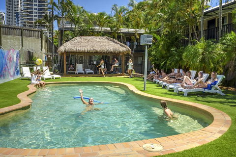 Budds In Surfers Backpackers - Darwin Holiday 3