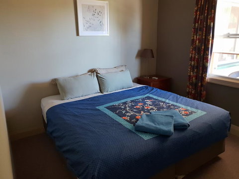 Bunbury's Most Convenient Location - Unit 2 - Darwin Holiday 3