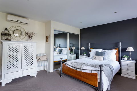 Bungalow On The Coast - Darwin Holiday 0