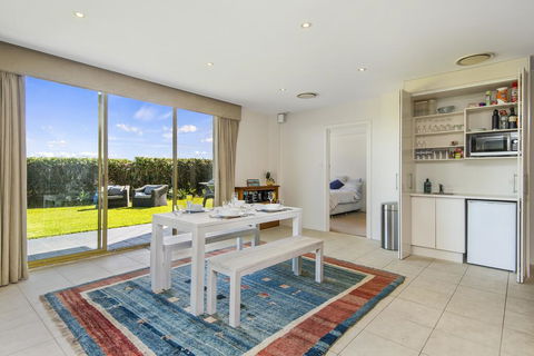 Bungan Beach House - Heated Indoor Pool - Darwin Holiday 1