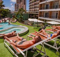 Bunk Surfers Paradise - Darwin Holiday