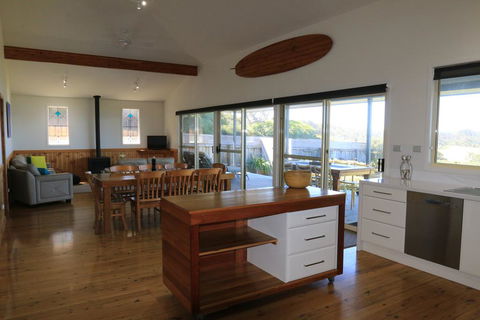 Bunkys By The Sea Holiday House - Darwin Holiday 1