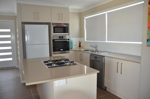 Bunya Vista Accommodation - Darwin Holiday 0