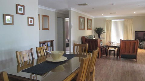 Bunya Vista Accommodation - Darwin Holiday 2