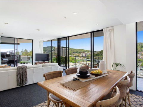 Burleigh Beach 2 Bedroom Apartment - Darwin Holiday 0