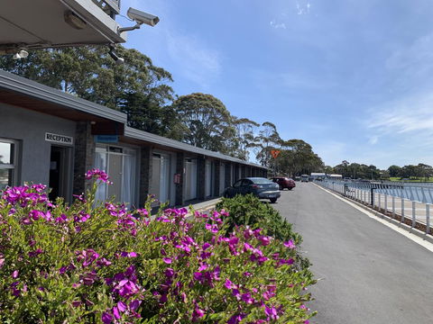 Burnie Airport Motel - Darwin Holiday 0