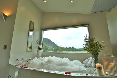 Bushland - Darwin Holiday 3