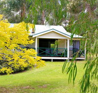Bushy Lake Chalets - Darwin Holiday