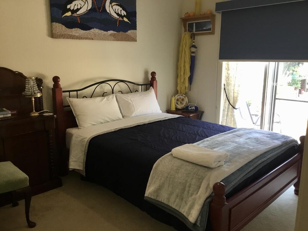 Glenormiston North VIC Darwin Holiday