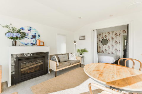 By The Seaside - Darwin Holiday 2