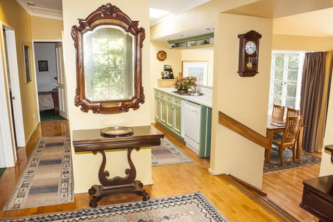 Bygone Beautys Cottages - Bronte Cottage - Darwin Holiday 2