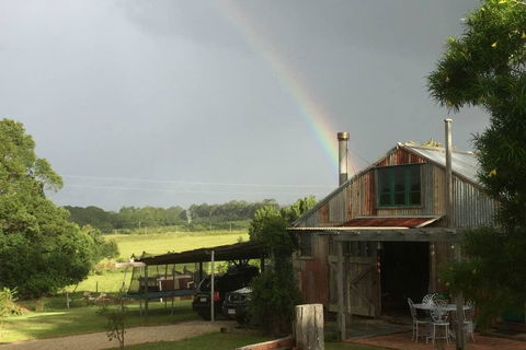 BYRON BAY'S HISTORIC BARNSTAY! - Darwin Holiday 1