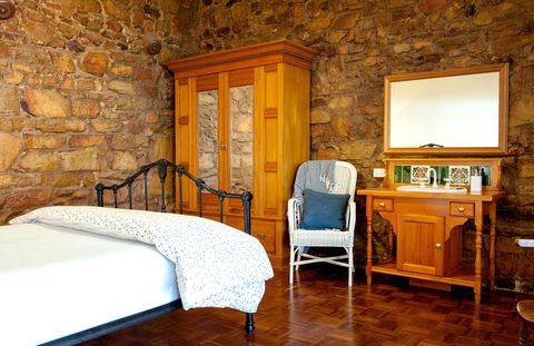 Byronsvale Vineyard And Accommodation - Darwin Holiday 1