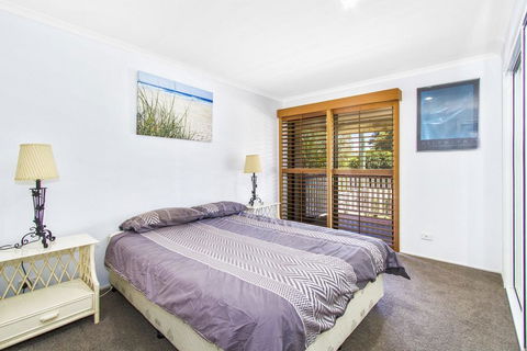 CABARITA BEACH BLISS - HOLIDAY HOME ON THE LAKE - Darwin Holiday 2