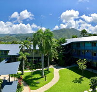 Cairns Adventure Lodge - includes All Meals served in the Dining Hall - Darwin Holiday