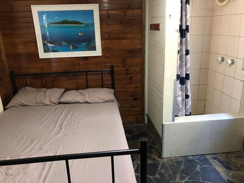 Cairns City Backpackers Hostel - Darwin Holiday 1