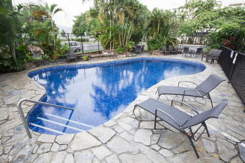 Cairns Plaza Hotel - Darwin Holiday 0
