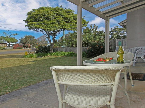Callala Beach Cottage - Charm And Character - Darwin Holiday 0