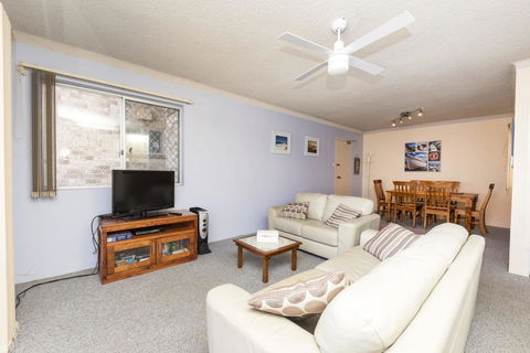 Camelot Unit 6 - Darwin Holiday 2